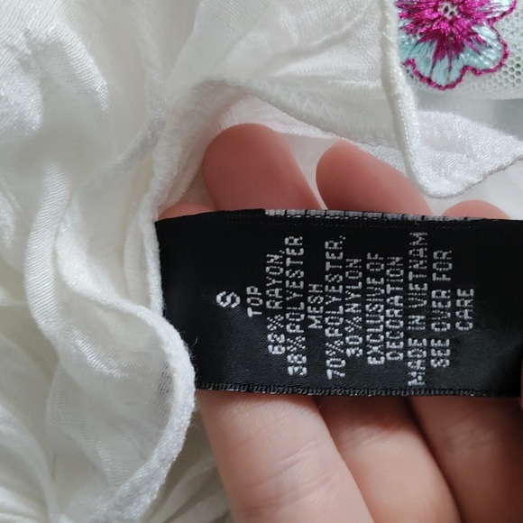 A. Byer Peasant Top with Floral Embroidered Bell Sleeves - Picture 11 of 13